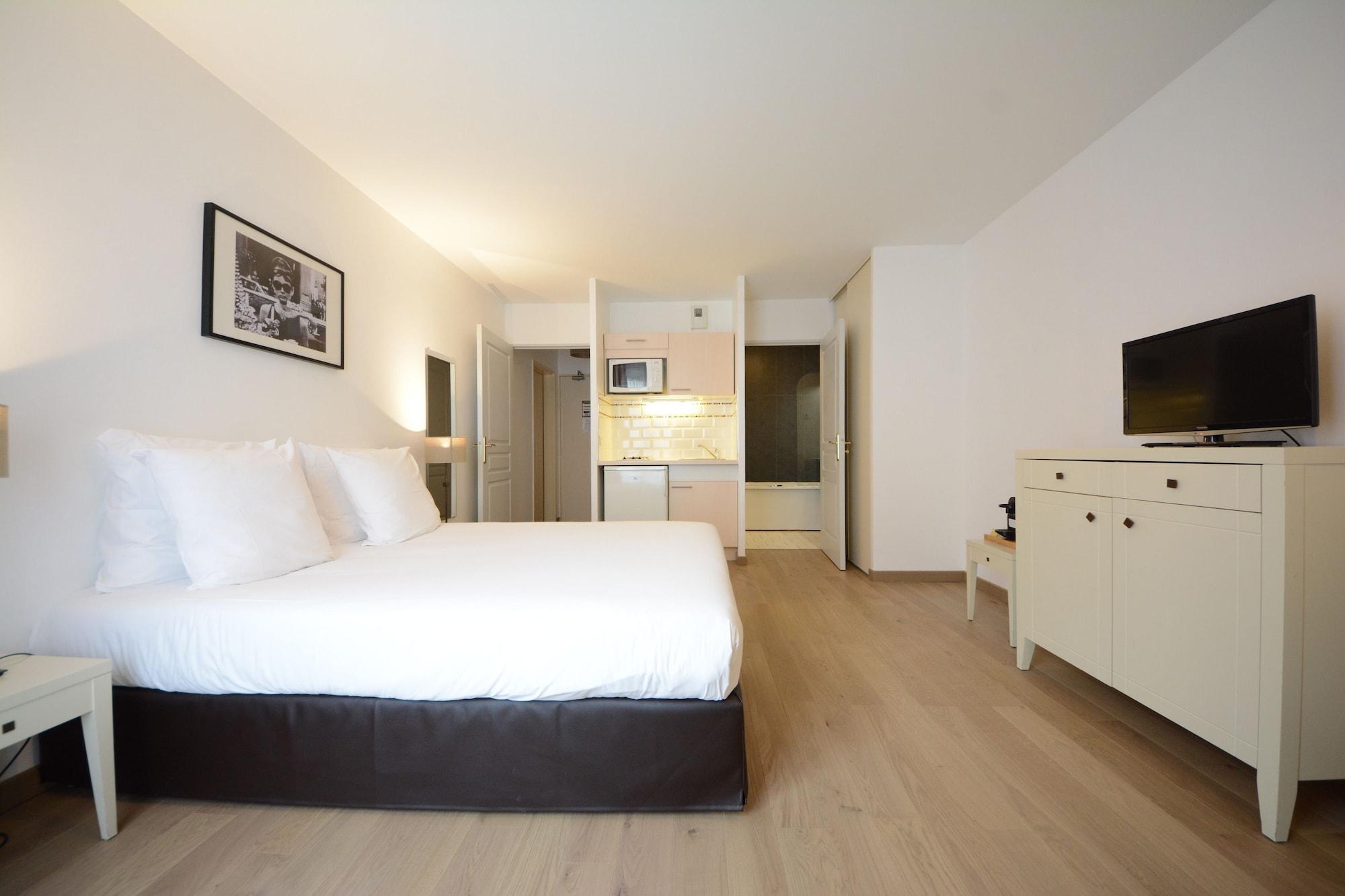 Hotel Cerise Chatou Ngoại thất bức ảnh